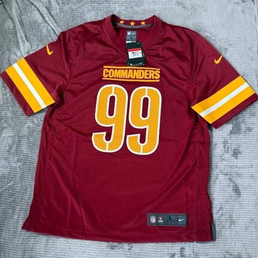 Nike Washington Commanders Chase Young 99 NFL Jersey Burgundy Gold‎ Mens L NWT